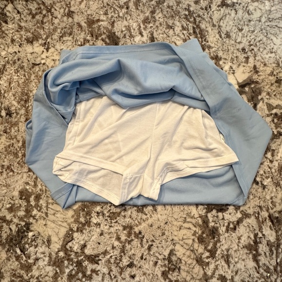 SO Goods For Life light blue mini skirt with shorts, size S, worn once. - Picture 4 of 5